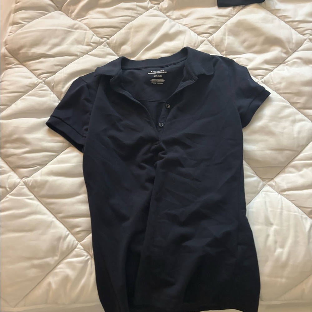 Izod Women's Navy Short Sleeve Tee